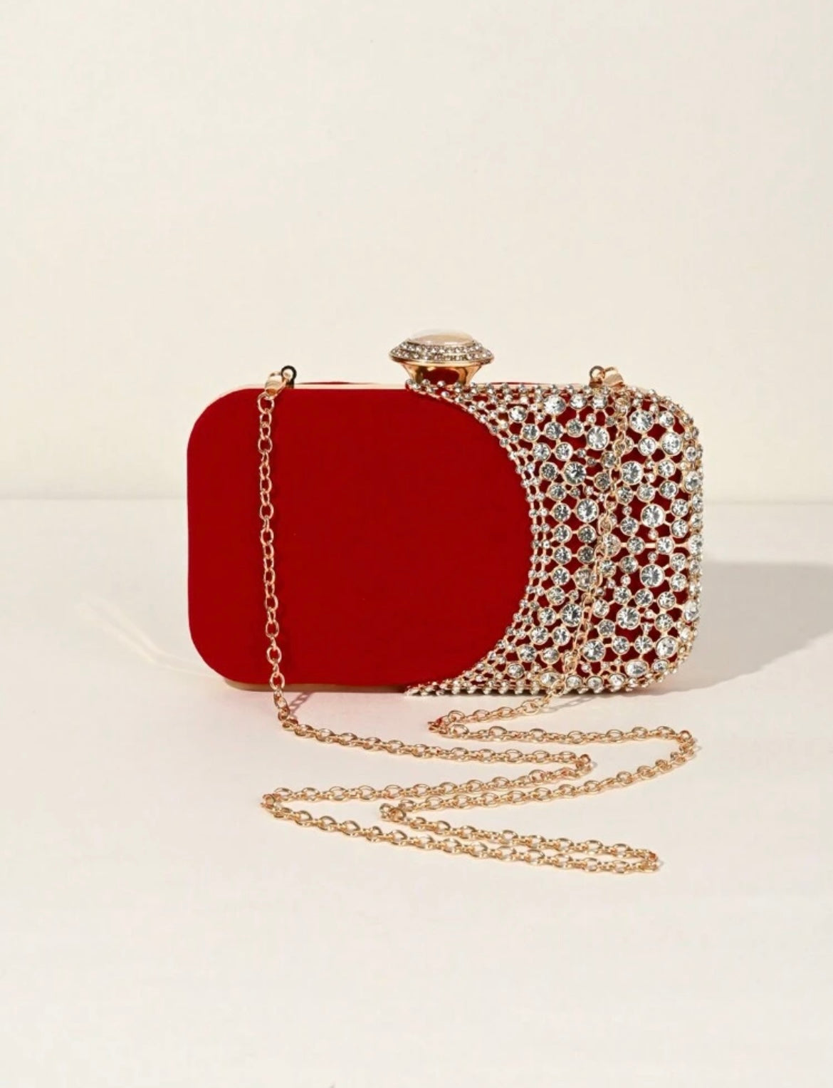 SCARLET CLUTCH